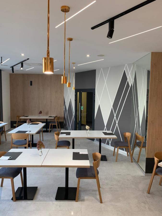 Hotel Coliber Klobuck 외부 사진